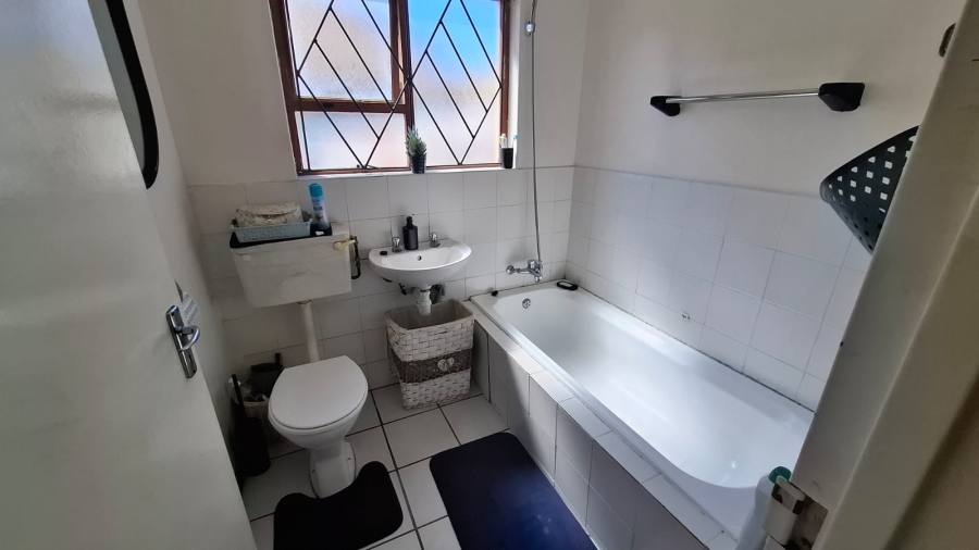 3 Bedroom Property for Sale in Strandfontein Western Cape